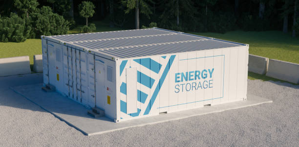 Concept of energy storage unit consisting of multiple connected containers with batteries